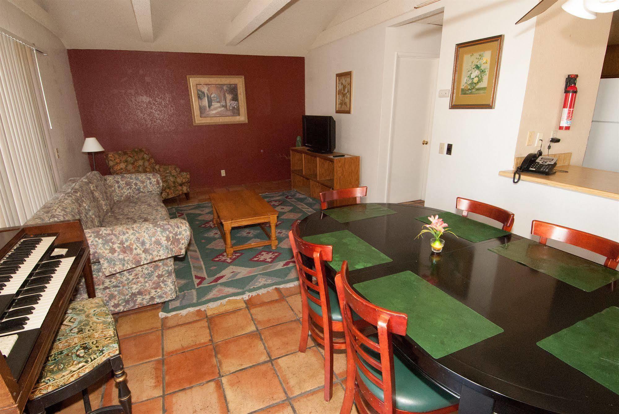 טוונטיניין פאלמס Sunnyvale Garden Suites - Joshua Tree National Park מראה חיצוני תמונה